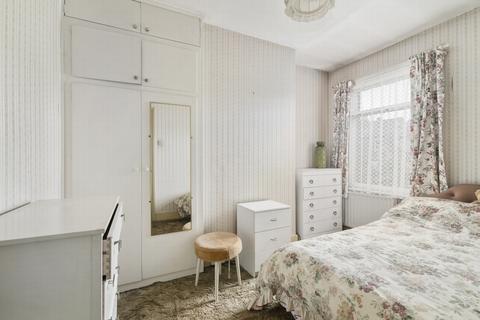 25 Grosvenor Road, Brentford, TW8 0NW