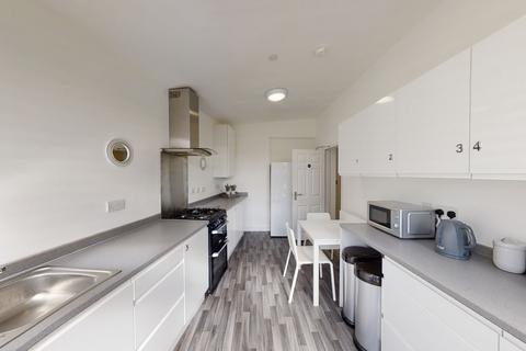 6 bedroom house share to rent, Fulwich Road, Dartford DA1 1UW