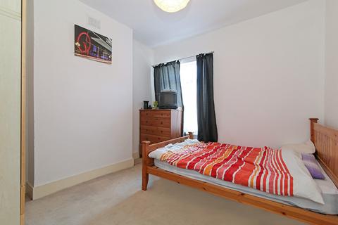 38a Inglemere Road, Mitcham, CR4 2BT