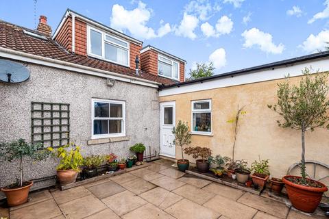 9 Bradford Road, Melksham, SN12 8BU