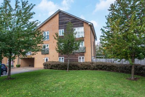 63 Heron Way, Wallington, SM6 9DX