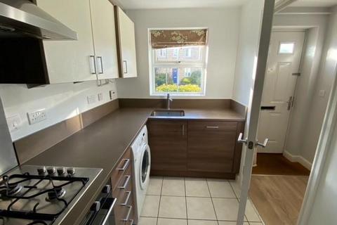 3 bedroom townhouse to rent, Woodford Way,  Witney,  OX28