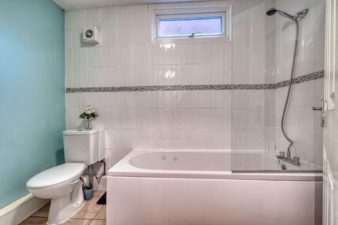 83 Feckenham Road, Astwood Bank, Redditch, B96 6DE