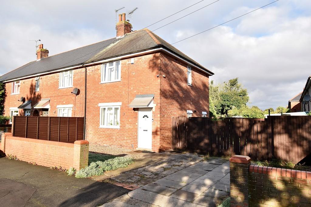 Macaulay Drive, Lincoln 2 bed end of terrace house £155,000
