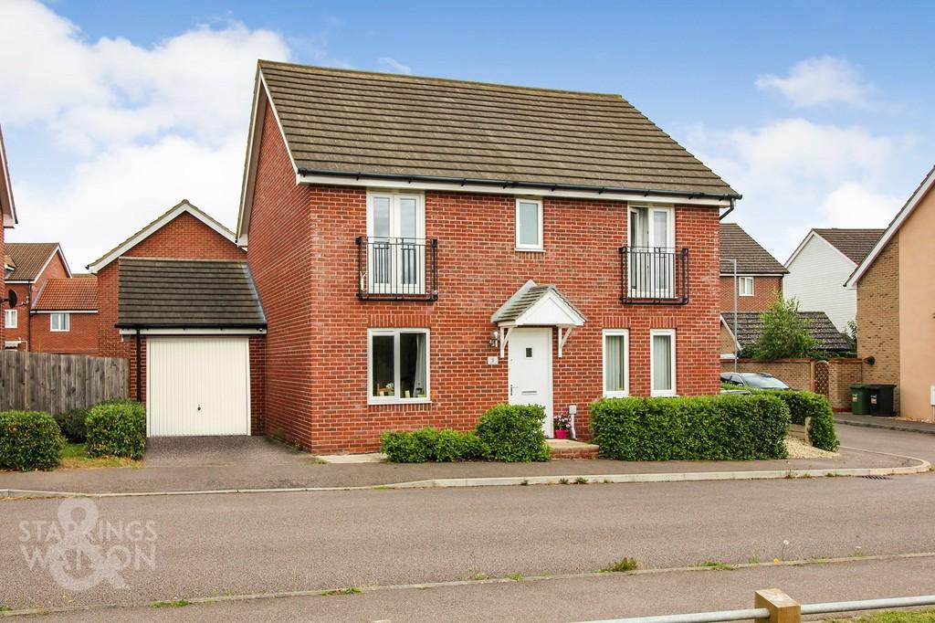 Coronach Close, Queens Hill, Costessey 4 bed detached house £300,000