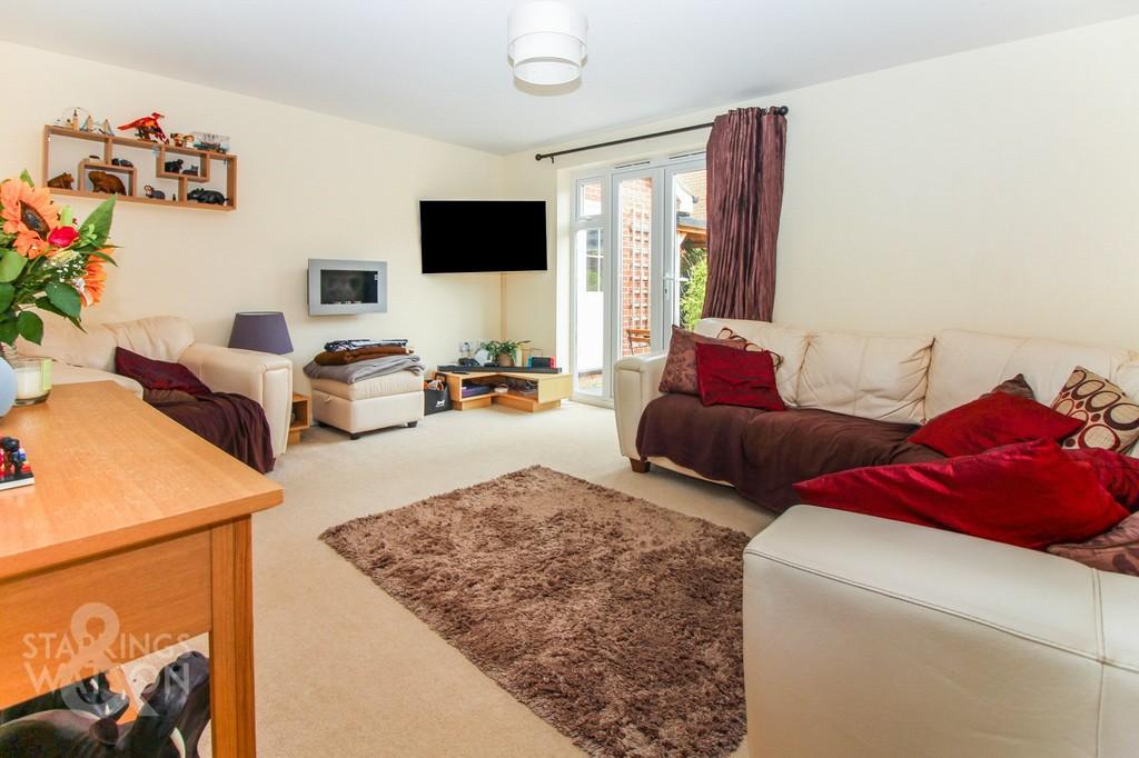 Coronach Close, Queens Hill, Costessey 4 bed detached house £300,000