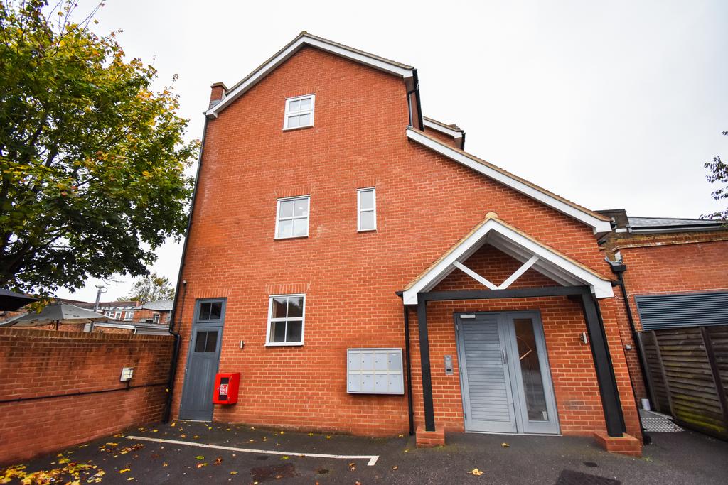 Apartment in Epping - View 2