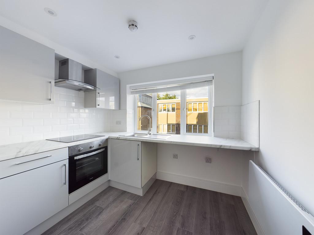 The Runway, Ruislip Studio £995 pcm (£230 pw)