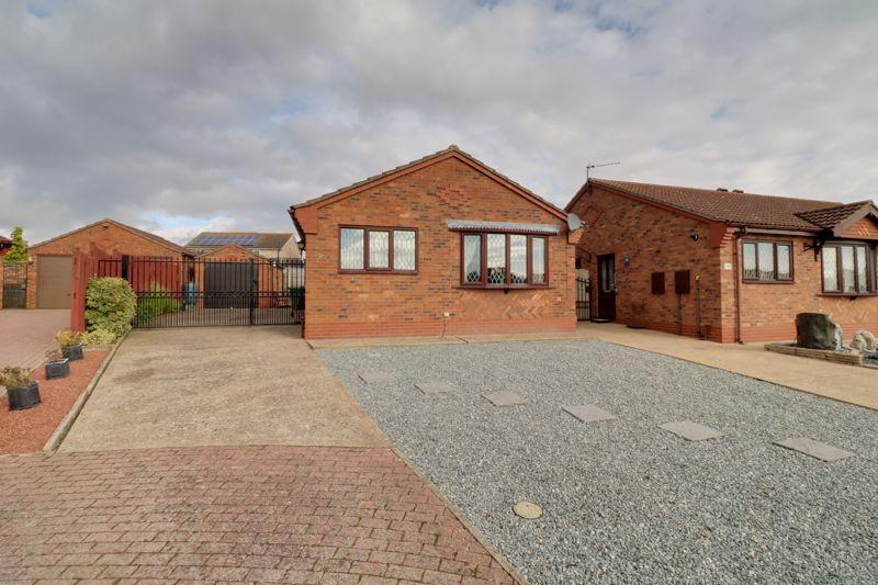Conference Court, Bottesford, Scunthorpe 2 bed detached bungalow £179,950