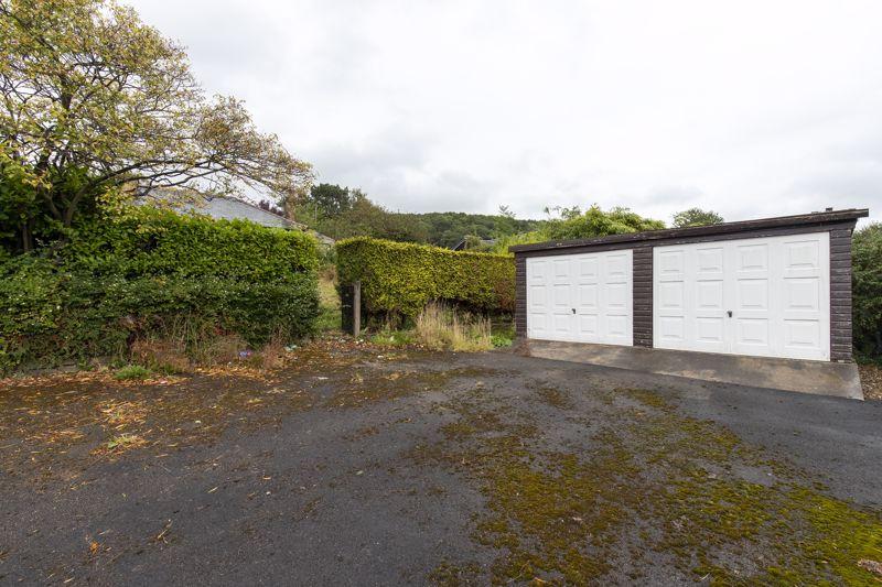 Garage &amp; parking