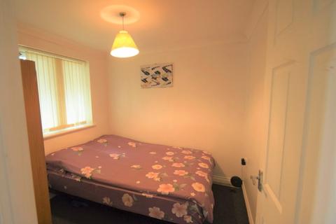 2 bedroom flat for sale - Sproughton Road, Ipswich, IP1