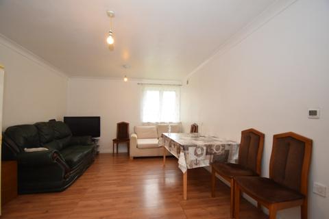 2 bedroom flat for sale - Sproughton Road, Ipswich, IP1