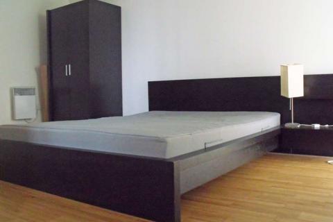 1 bedroom apartment to rent, St Georges Island, Manchester M15