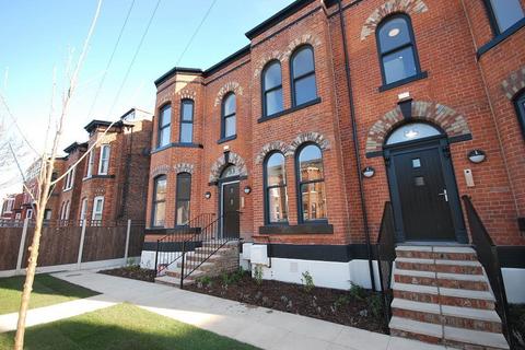 1 bedroom flat to rent, Osborne Road, Levenshulme, Manchester, M19 2DZ