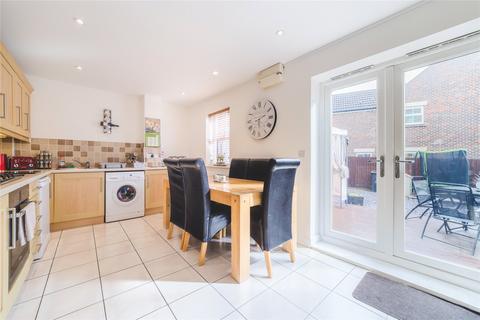 28 Dowland Close, Swindon, SN25 2GD
