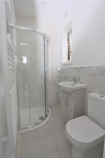 Property to rent, Elmhurst Road, Tottenham  N17