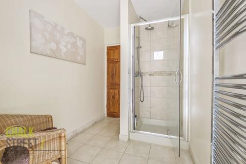 147 Warren Drive, Hornchurch, RM12 4QU
