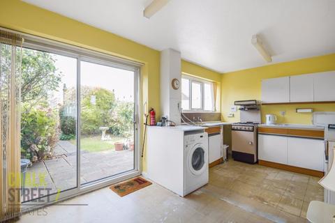 6 Cormorant Walk, Hornchurch, RM12 5HF
