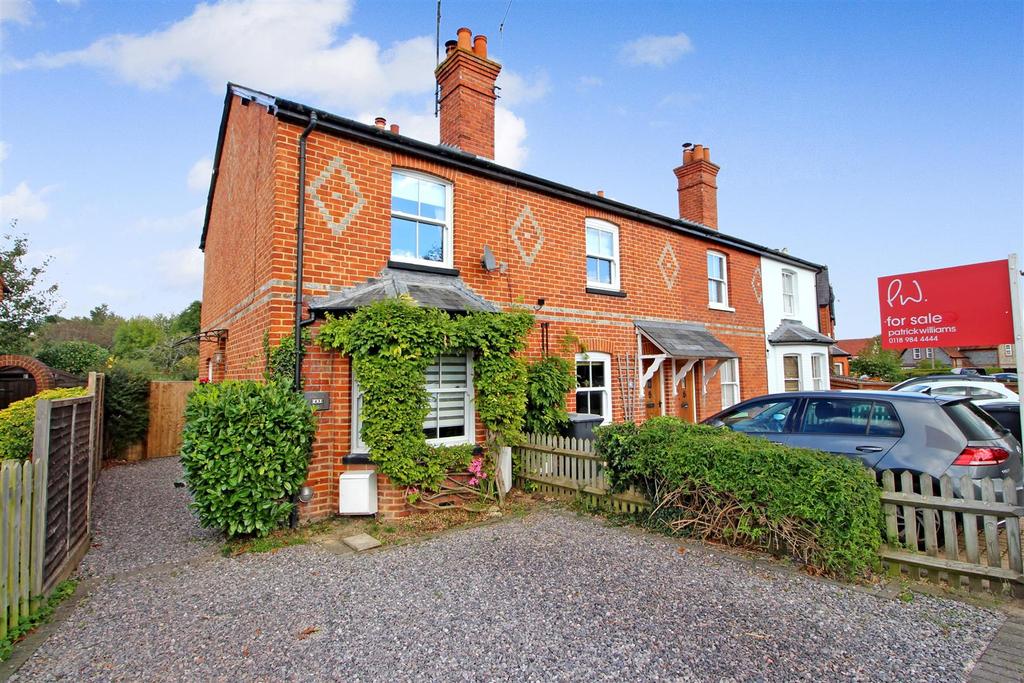 Horseshoe Road, Pangbourne, Reading 3 bed end of terrace house £500,000