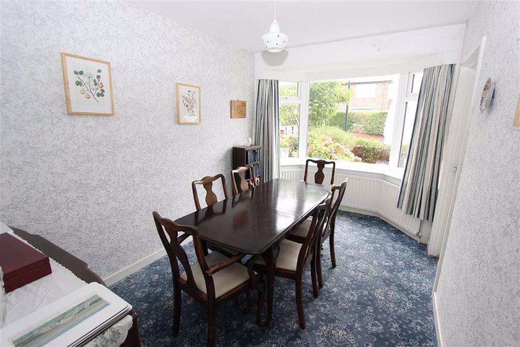 Monkhouse Avenue, Marden Estate, NE30 3 bed semidetached house £300,000