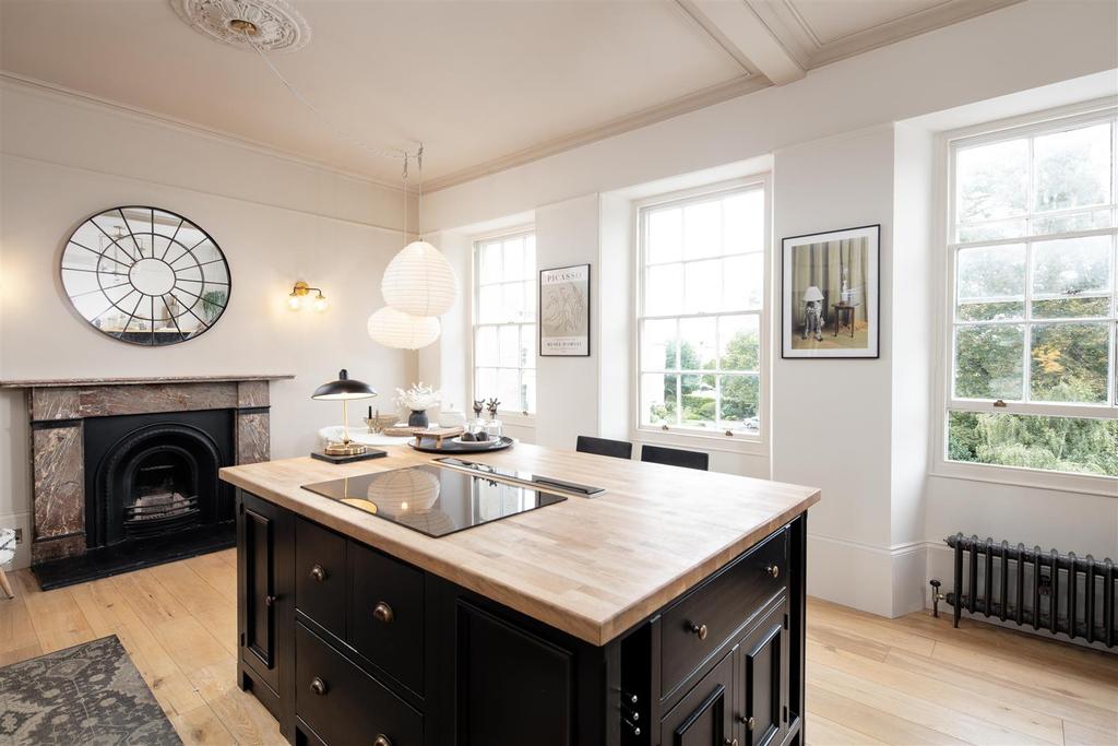 17 Vyvyan Terrace-12.jpg