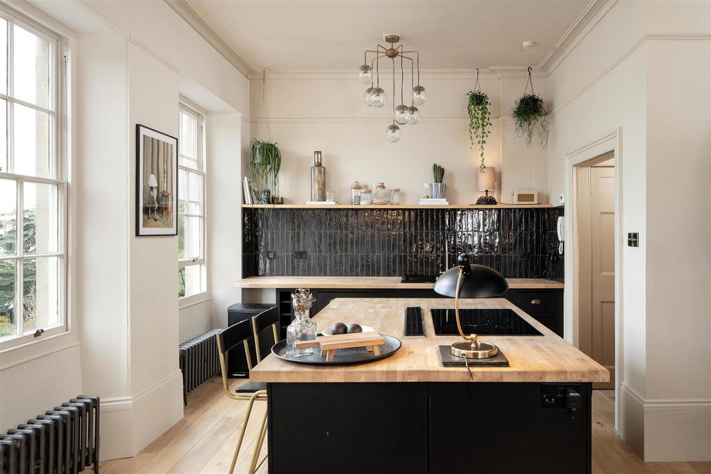 17 Vyvyan Terrace-15.jpg