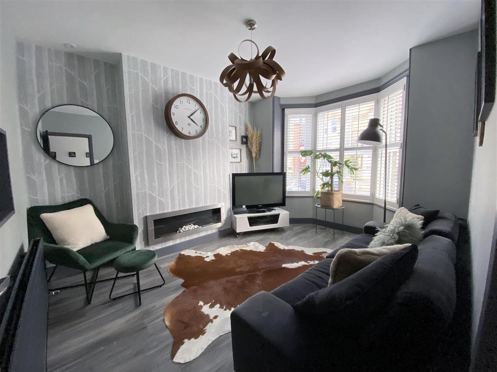 Sitting Room: