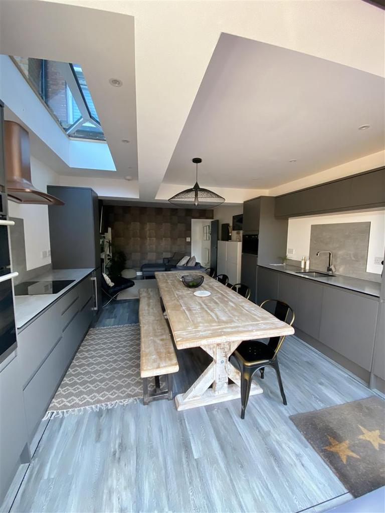 Family Room: