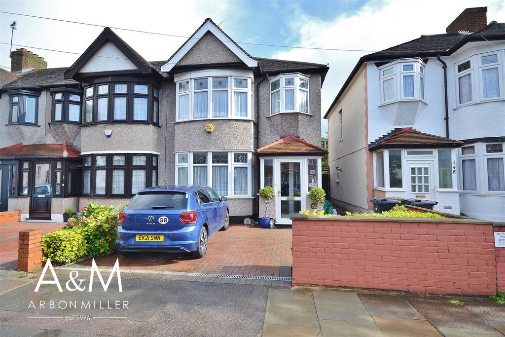 Craven Gardens, Barkingside 3 bed semidetached house £525,000