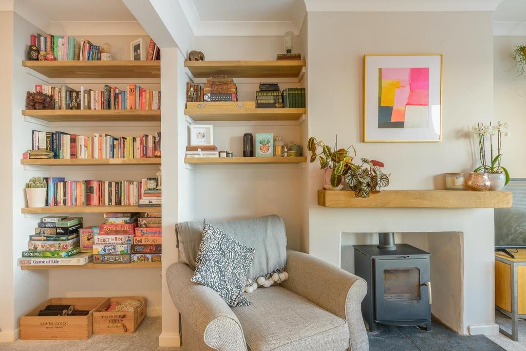 Dunkerry Road, Windmill Hill 3 bed terraced house for sale £420,000