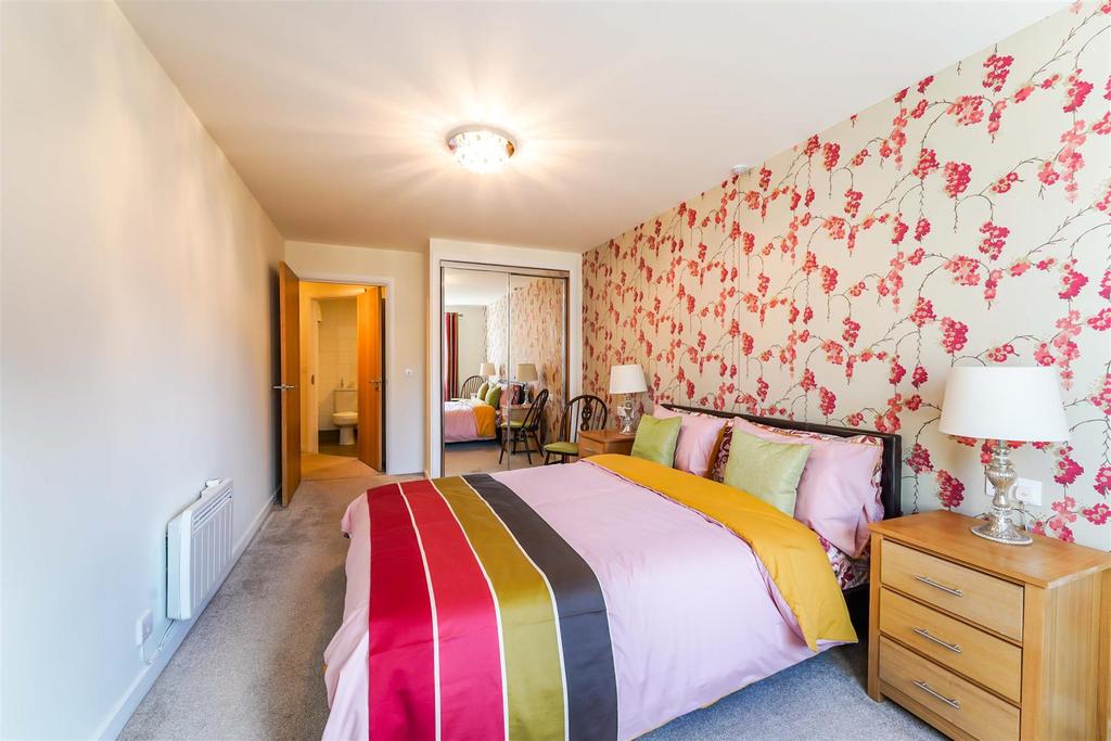 Bedroom One 9 LC(b).jpg