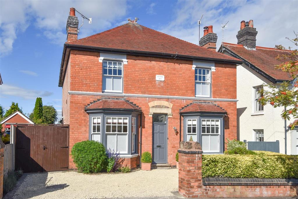 Somers Park Avenue, Malvern 4 bed detached house £550,000