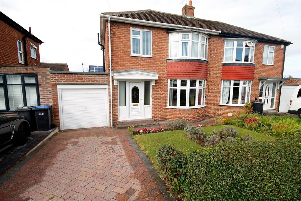 Grinstead Way, Carrville, Durham 3 bed semidetached house £160,000