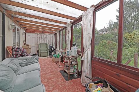 24 Batts Hill, Reigate, RH2 0LT
