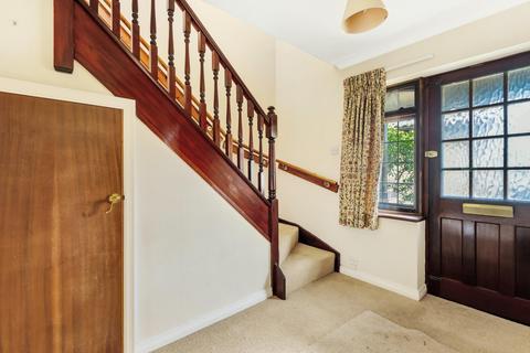 1 Fox Dene, Godalming, GU7 1YG