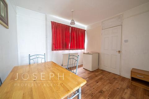 25 Marlow Road, Ipswich, IP1 5JJ