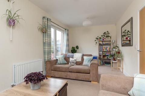 17 Stevedore Place, Edinburgh, EH6 7BF