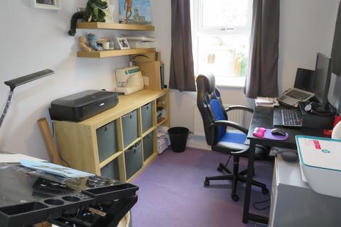 20 Gunnell Close, Kettering, NN15 7DJ