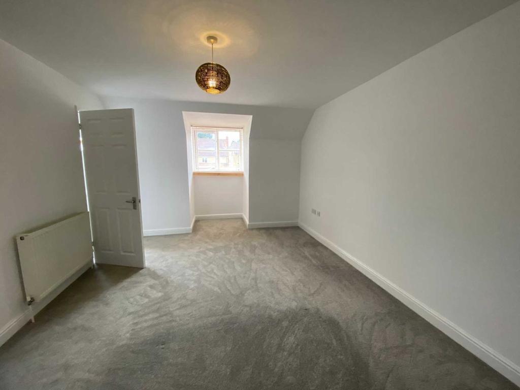 Ellis Close,Hoddesdon 5 bed detached house £495,000