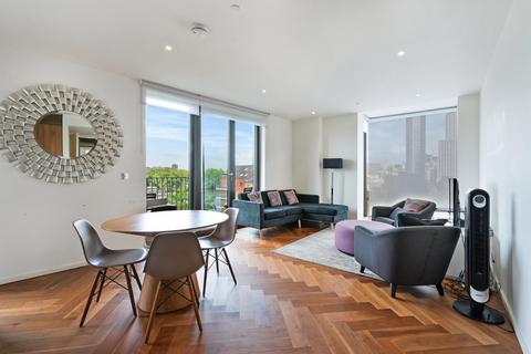 2 bedroom apartment to rent, Ambassador Building, Embassy Gardens, London, SW11