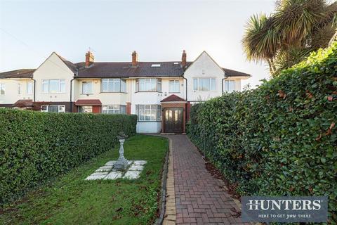 19 Catherine Gardens, Hounslow, TW3 2PP