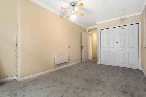 56 Cedar Close, London, SE21 8JF