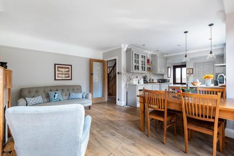 53 Rafford Way, Bromley, BR1 3EN