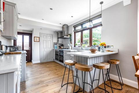 53 Rafford Way, Bromley, BR1 3EN