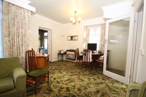 2 Bassingham Road, Wembley, HA0 4RL