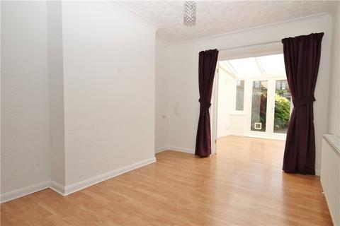 3 bedroom terraced house to rent, Stainash Crescent, Staines-upon-Thames, Surrey, TW18