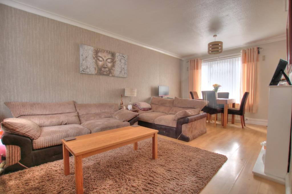 Mardale Road, Slatyford, Newcastle upon Tyne, NE5 3 bed semidetached