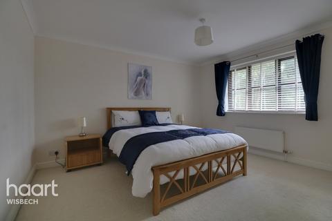 15 Brampton Close, Wisbech, PE13 1LU