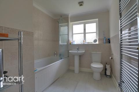 15 Brampton Close, Wisbech, PE13 1LU