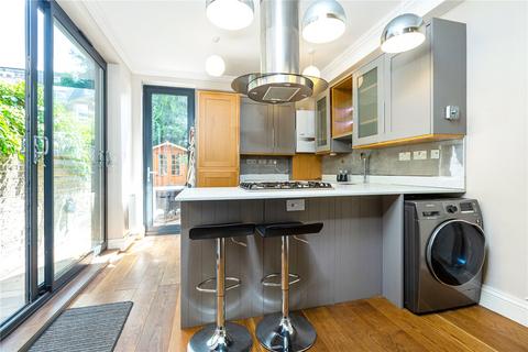 44a Oakbury Road, London, SW6 2NW